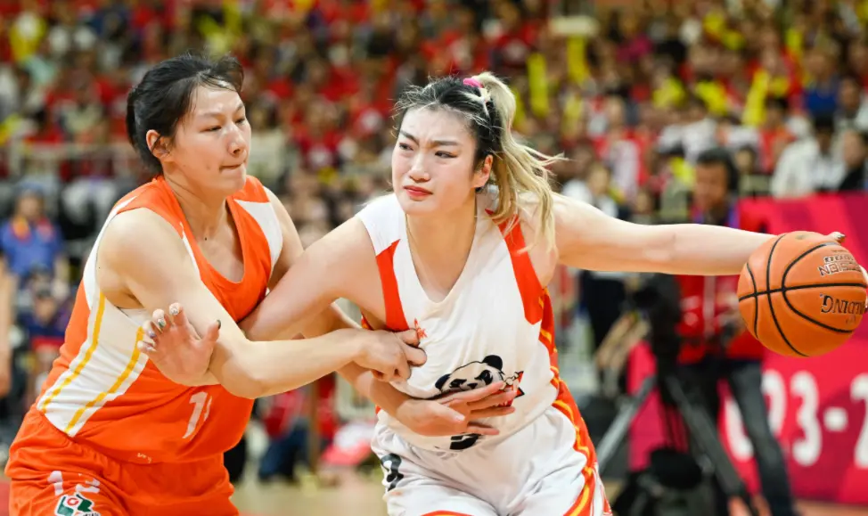 src, 是没能缩小, 末节比赛 src, 是没能缩小, 末节比赛