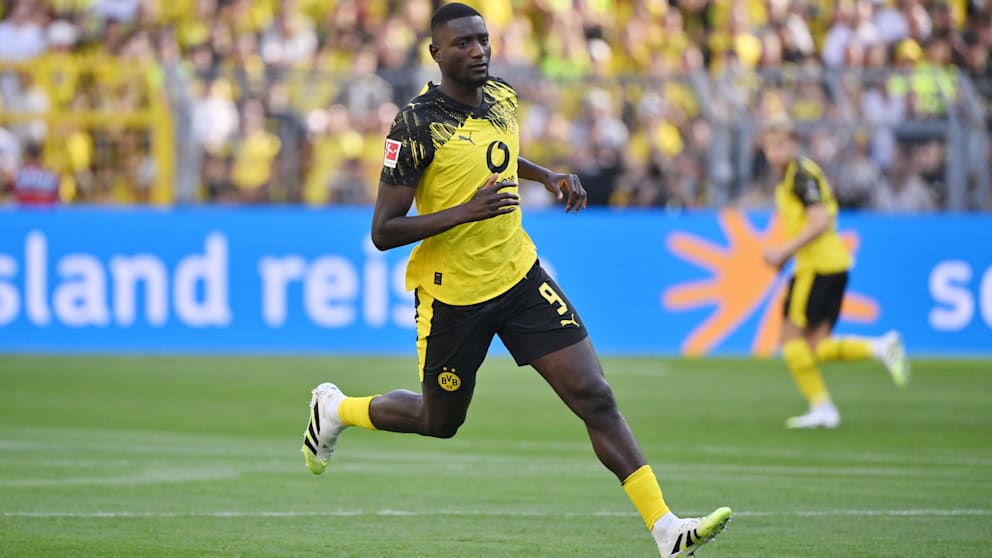 与俱乐部的 与俱乐部的