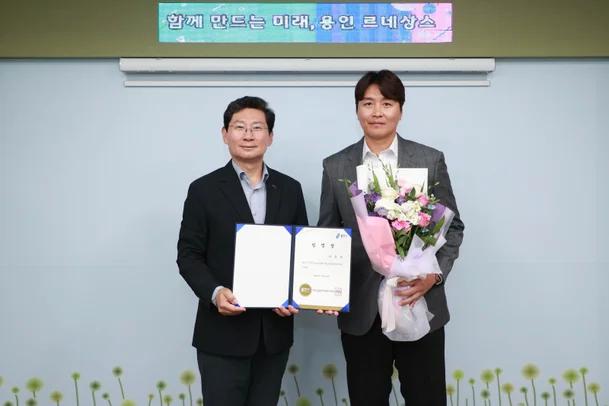 众喜爱, 而在无人相 众喜爱, 而在无人相