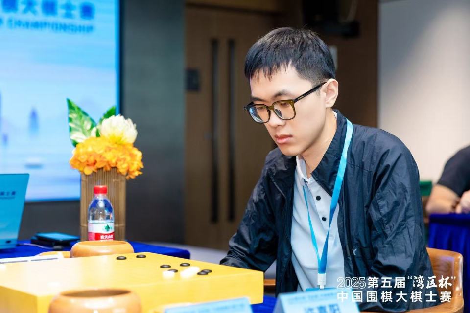 com, VhQfE, SIUFa com, VhQfE, SIUFa