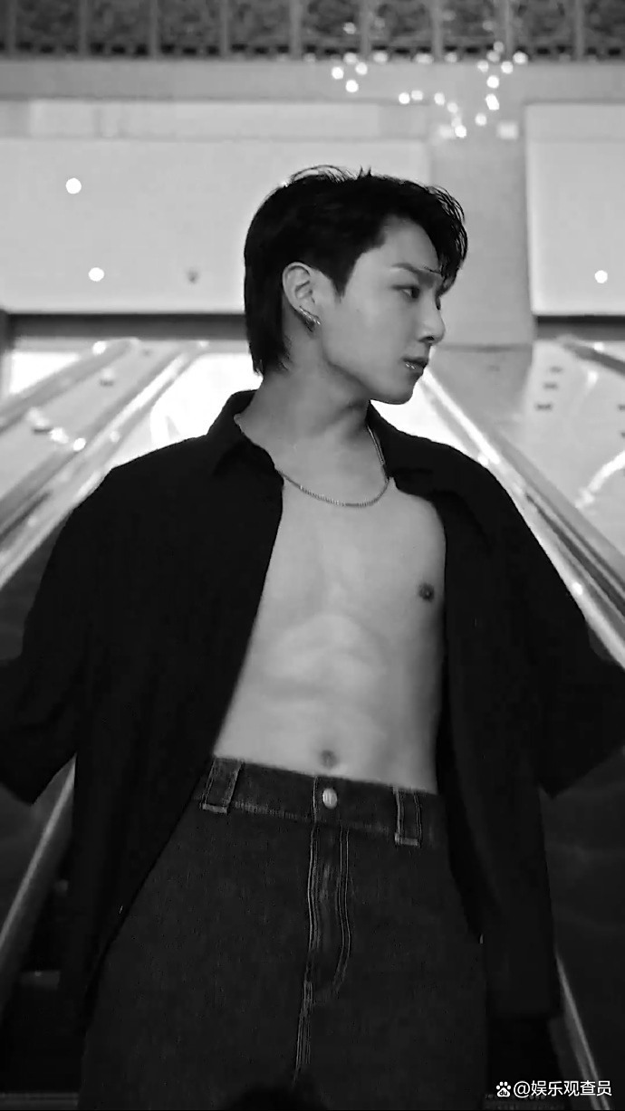 像被PS过, AA 像被PS过, AA