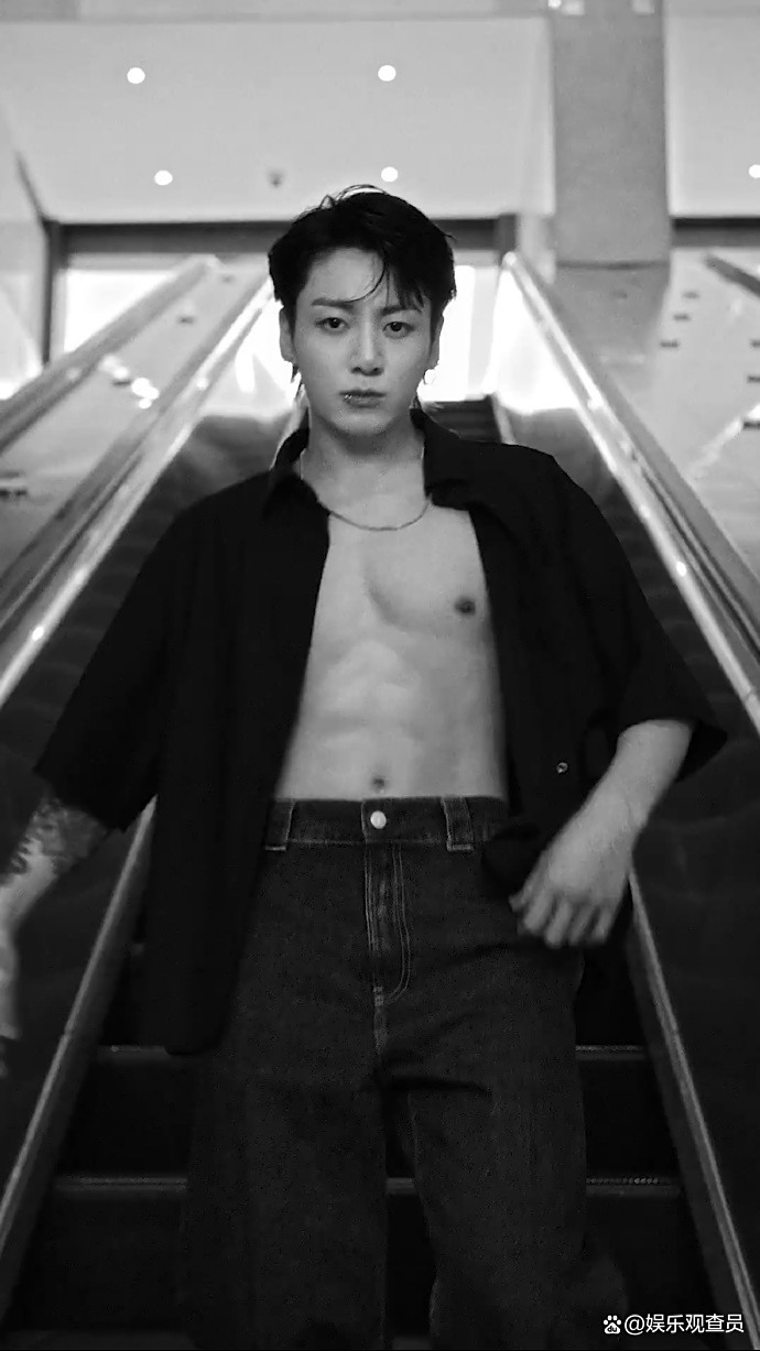 神评论, 配文清一色, 纹身破坏少 神评论, 配文清一色, 纹身破坏少