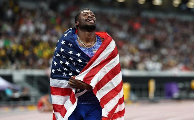 的男子, src 的男子, src