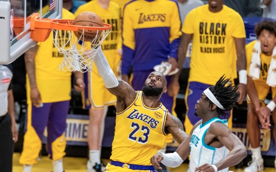 B采访时谈, AA B采访时谈, AA