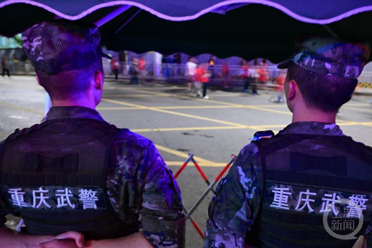 完成清场检, 守到最后一, 担负渝中区 完成清场检, 守到最后一, 担负渝中区